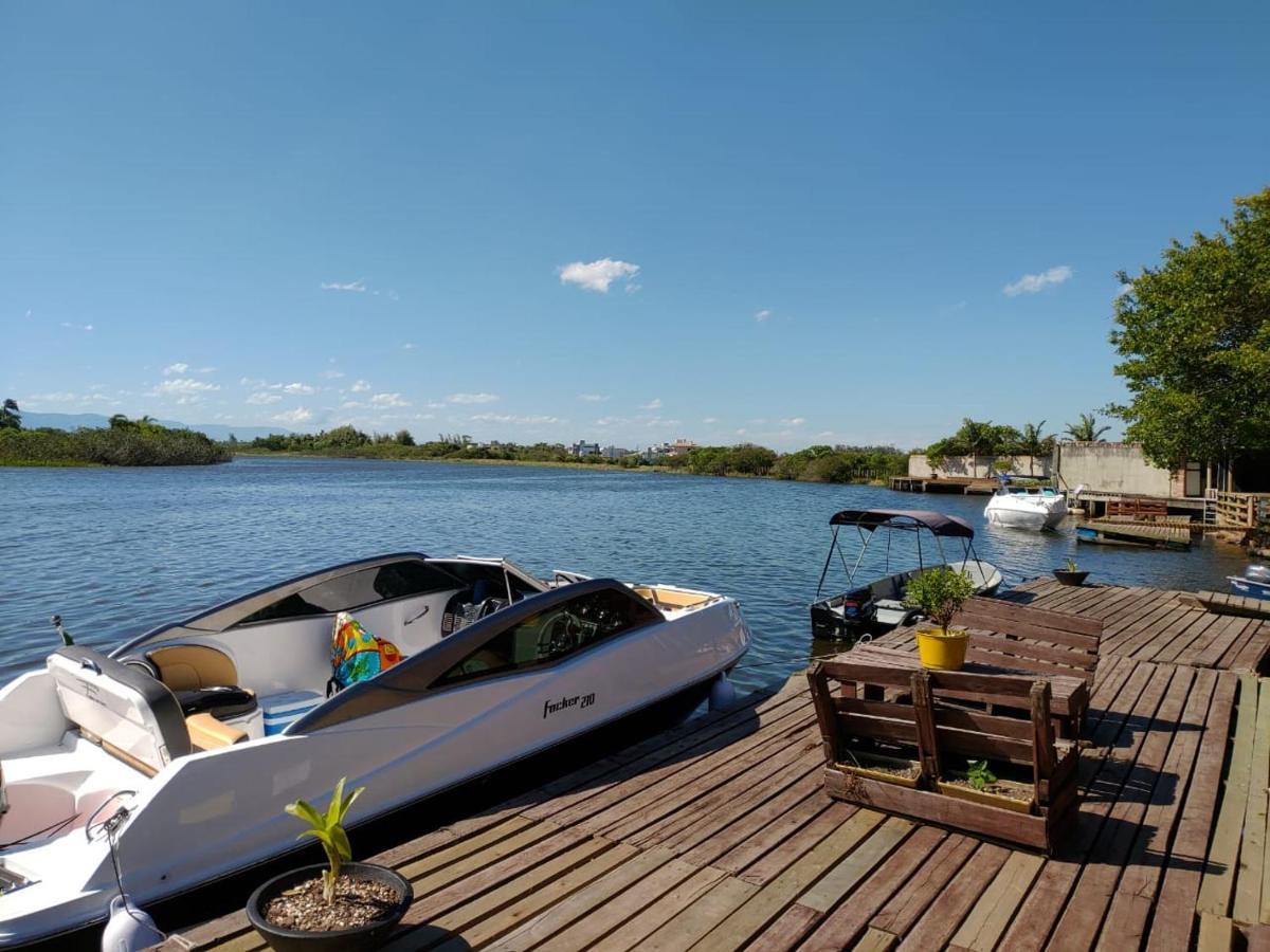 CASA completa em TORRES-RS - O MELHOR CUSTO BENEFICIO na mais bela praia Gaúcha - Cozinha - Banheiro - Ar condicionado - Smart TV 32 Android Apps Youtube - Netflix - Prime Vídeo e Wi-Fi - Estacionamento - Acomoda até 10 pessoas - Anfitriã Superhost n Villa Exterior foto