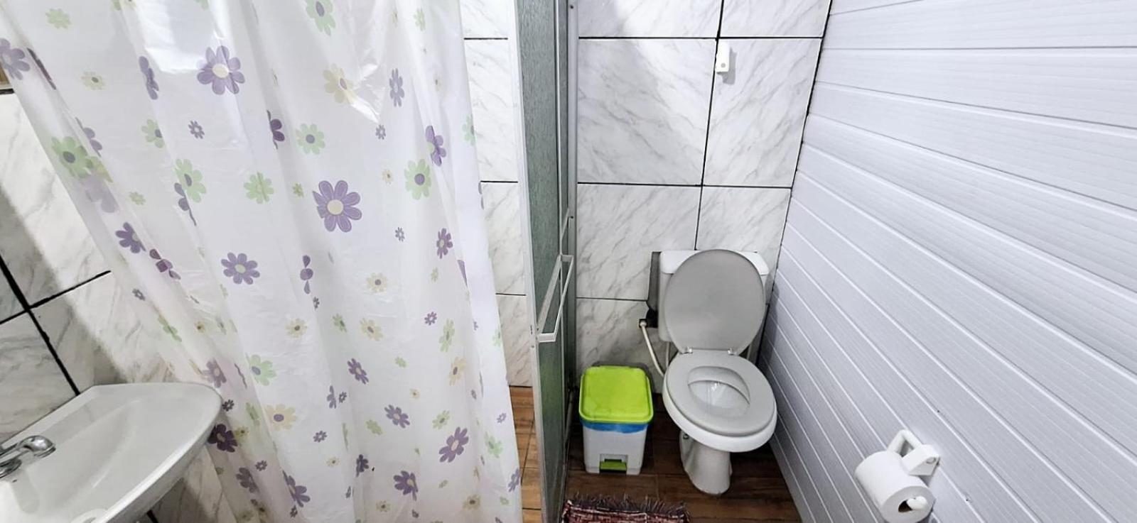 CASA completa em TORRES-RS - O MELHOR CUSTO BENEFICIO na mais bela praia Gaúcha - Cozinha - Banheiro - Ar condicionado - Smart TV 32 Android Apps Youtube - Netflix - Prime Vídeo e Wi-Fi - Estacionamento - Acomoda até 10 pessoas - Anfitriã Superhost n Villa Exterior foto